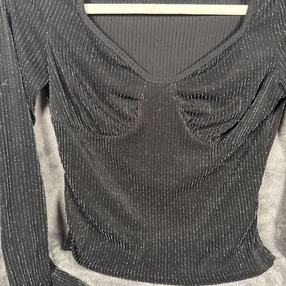 Shein Long Sleeve Crop Top Women's M Ribbed V Neck Sweetheart Black Shimmer - Picture 2 of 4